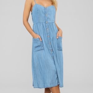 NEW FASHION NOVA MARY ANNE CHAMBRAY MIDI DRESS
